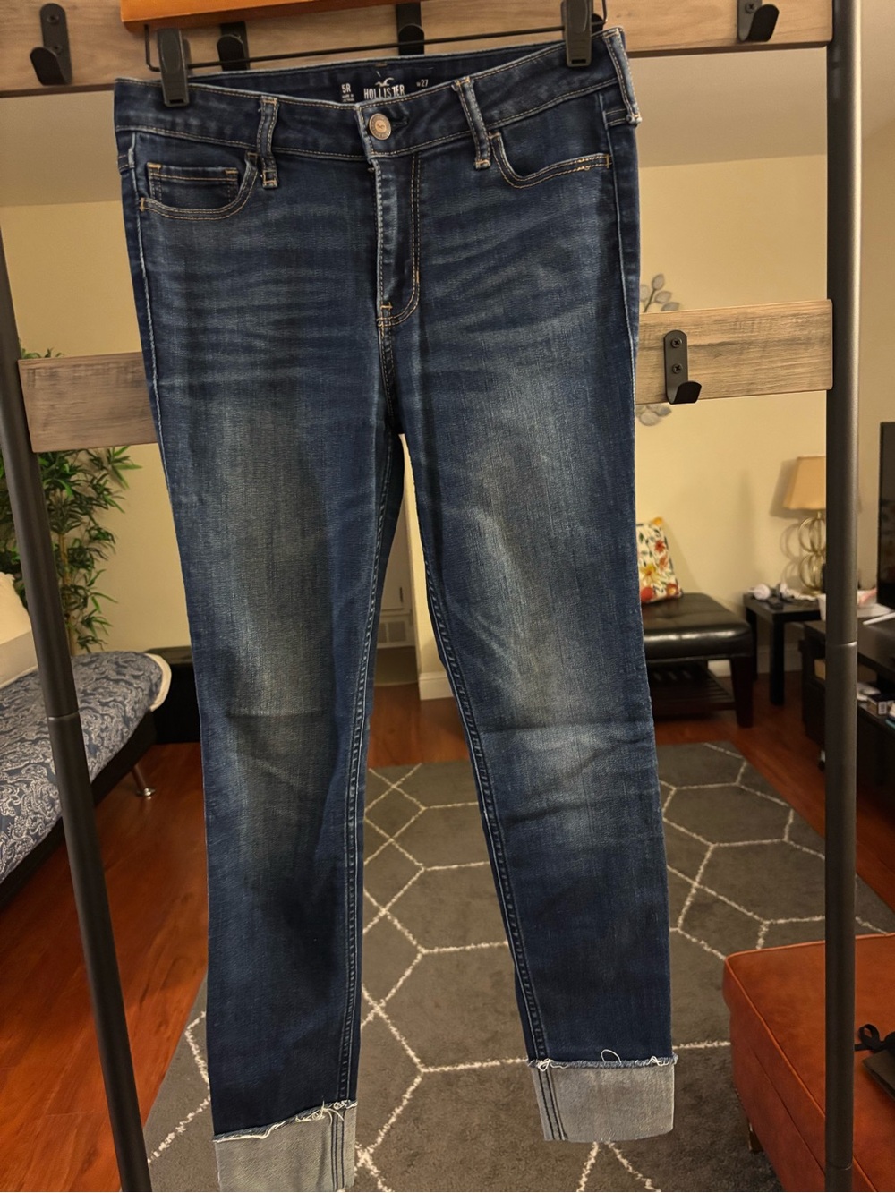 Hollister Dark Blue Ankle Jeans